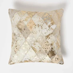 Homescapes Coussin en cuir tacheté or, 45 x 45 cm -