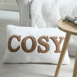 New Lovely Casa Coussin en polaire avec message brodé 