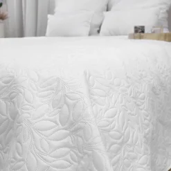 Clearance Home Maison Couvre-lit microfibre à motif floral (240x220 cm - Blanc)