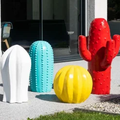 Wanda Collection Déco jardin cactus rouge grand modèle 105cm* Statue Décorative