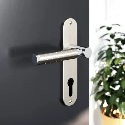 Clearance GoodHome Ensemble poignée sur plaque rondcylindre Brigg effet chrome et nickel satin gris L.132mm x l.40mm entraxe 165mm
