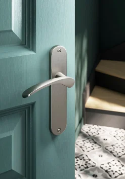 New GoodHome Ensemble poignée sur plaque rond Beare effet nickel satin gris L.110.5mm x l.40mm entraxe 165mm
