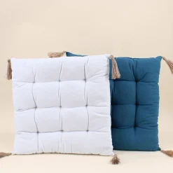 Best Ornami Galette de chaise bleue avec pompons 40x40cm