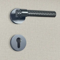 Katchmee Poignée de porte design à cylindre finition aspect noir mat Asteria -* Poignée Sur Plaque