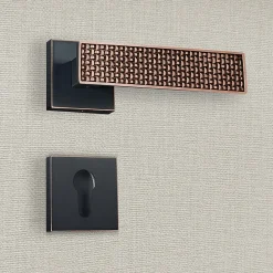 Katchmee Poignée de porte design à cylindre finition aspect cuivre patiné noir Amalia -* Poignée Sur Plaque