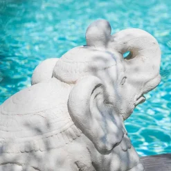 New Wanda Collection Statue eléphant assis 40cm blanc crème