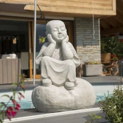Wanda Collection Statue moine shaolin pensif gris clair 80 cm* Statue Décorative
