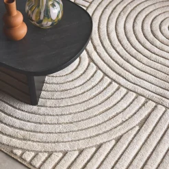 Sweeek Tapis intérieur motif ethnique arches 160x230cm. poils ras. beige et crème* Tapis Pour Salon