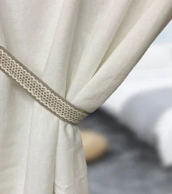 Sale Secodir VELAY - Embrasse à Rideau en Coton Brodée